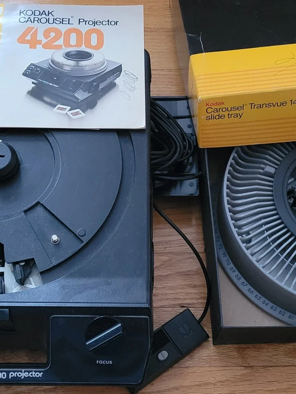 Kodak Carousel Projector 4200 Black with Slide Holder Tray